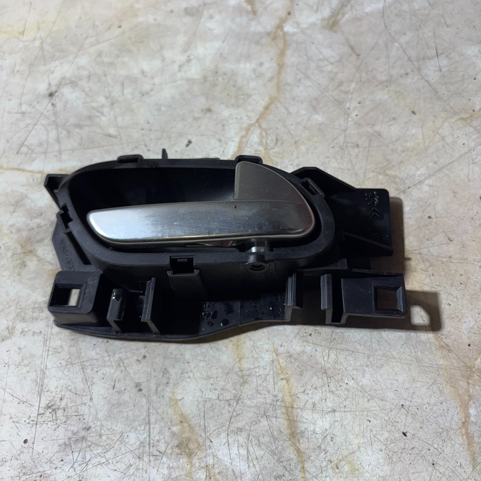 CITROEN DS3 DRIVERS RIGHT FRONT DOOR HANDLE INTERIOR 1904002 2011 TO 2018