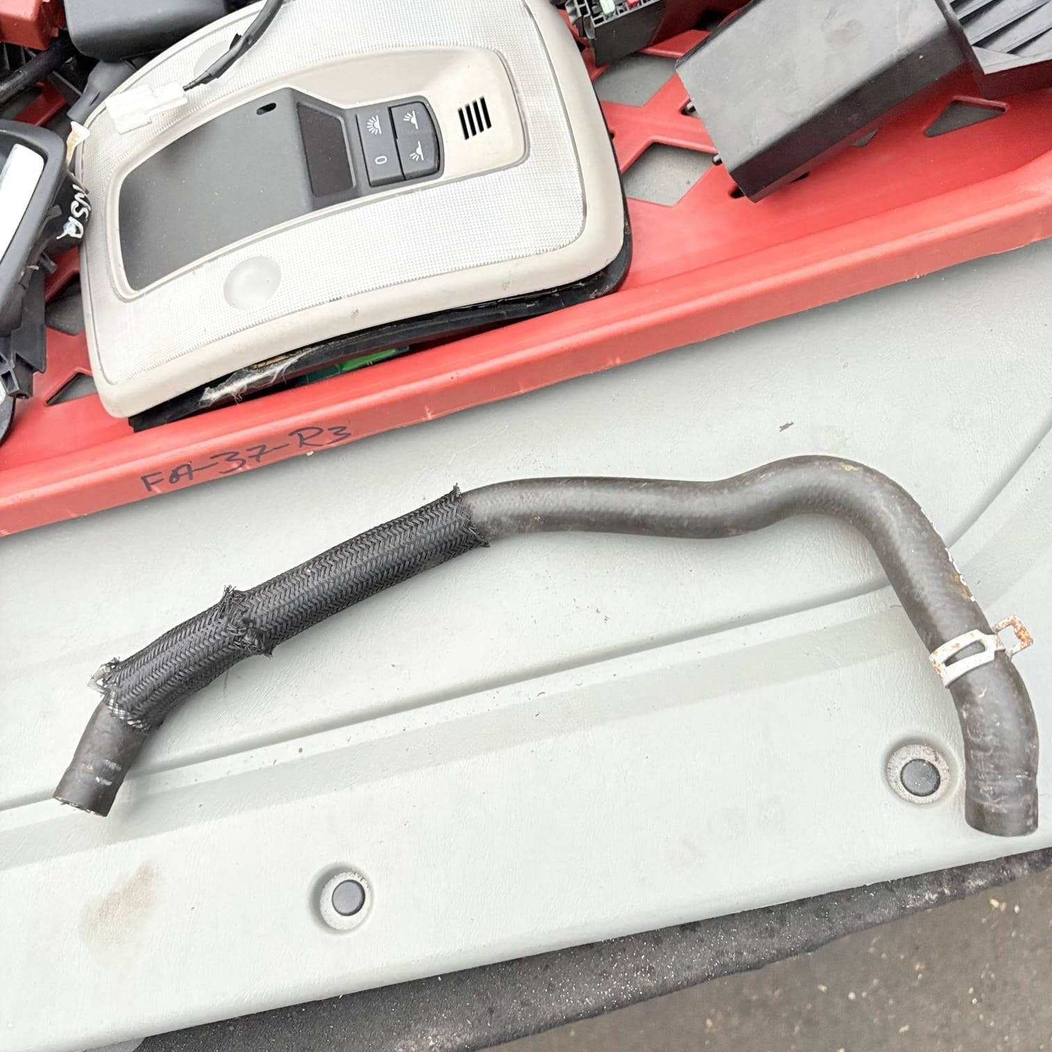 FORD C-MAX MK1 2009 THERMOSTATE WATER PUMP HOSE 4M5G-8A582-FA