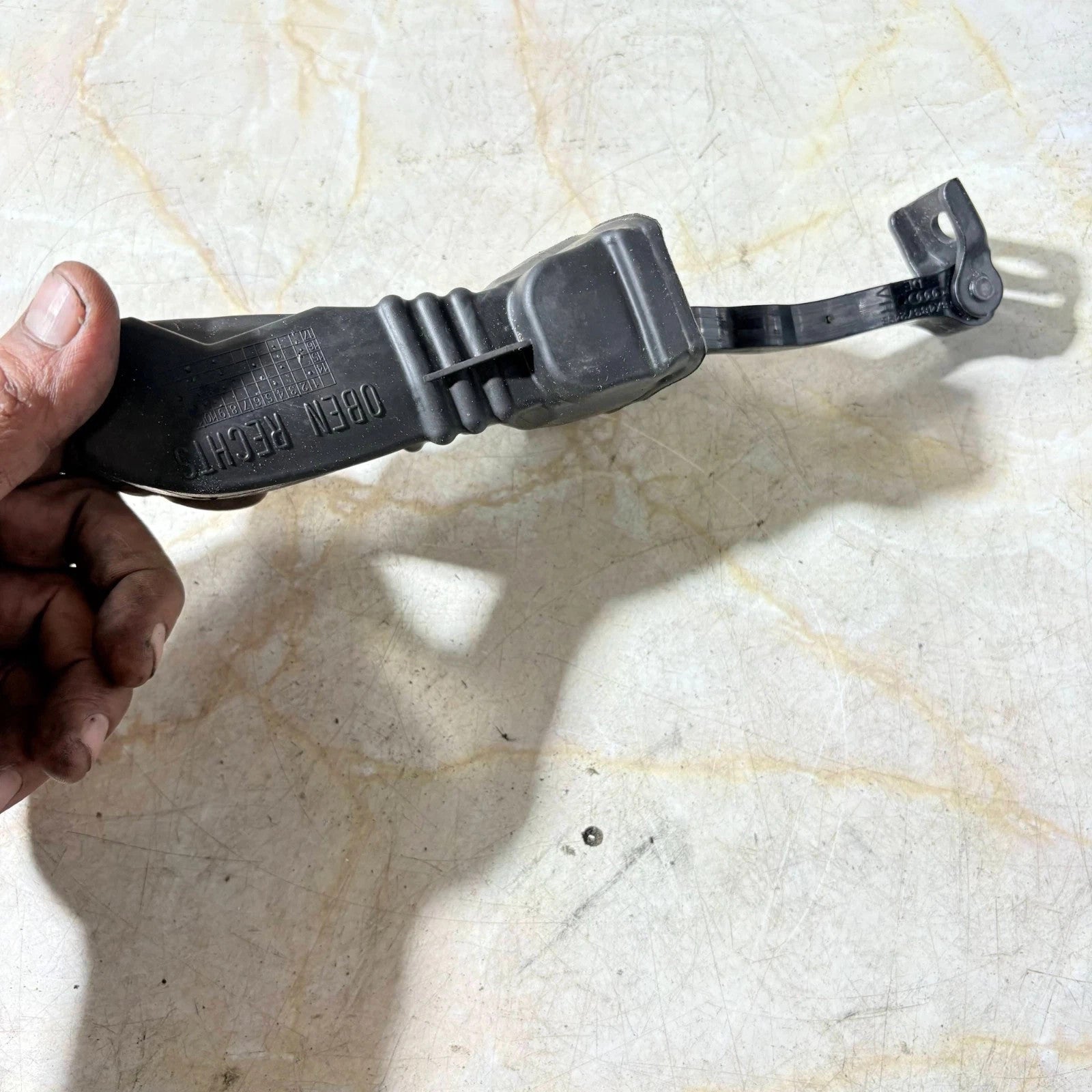 10-18 AUDI A1 LEFT FRONT DOOR CHECK STRAP 8X08372675 DOOR
