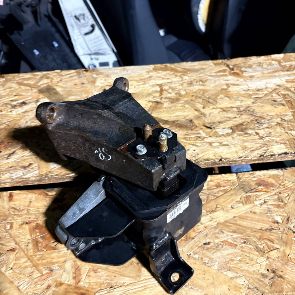 KIA SPORTAGE MK4 GEARBOX MOUNT BRACKET MANUAL RIGHT SIDE 21830-F1800