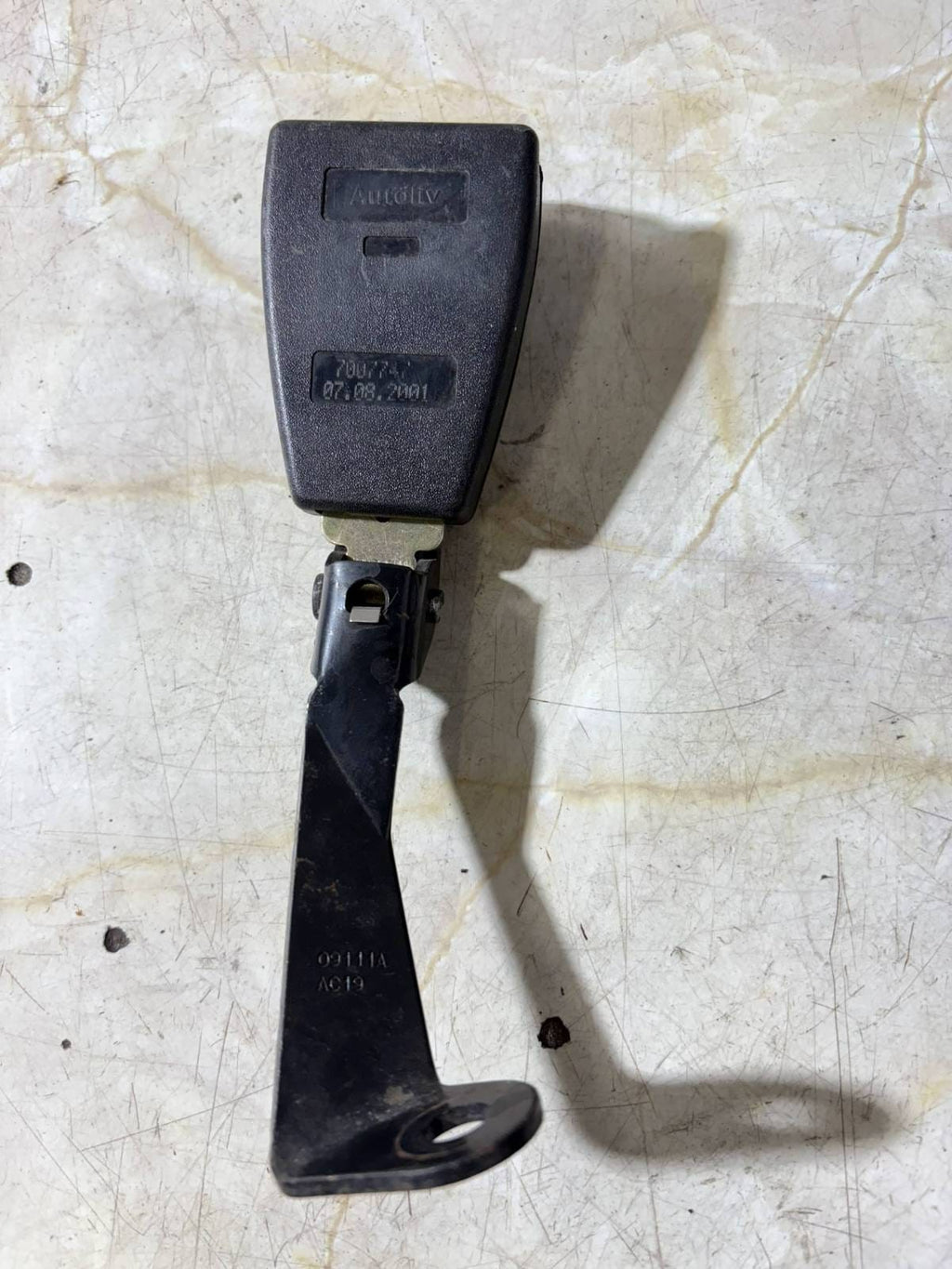 Bmw 3 Series Left Passenger Ns Rear Seat Belt Stalk Buckle 7007747 E46 1998-06M