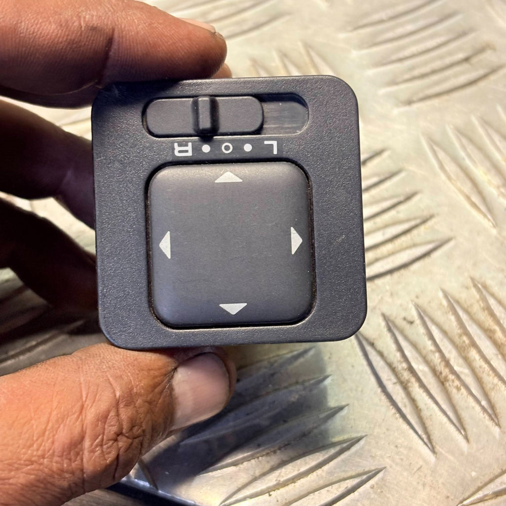Ford Ranger Mazda BT-50 Electric Mirror Control Switch UR56-66-600 2006-2012