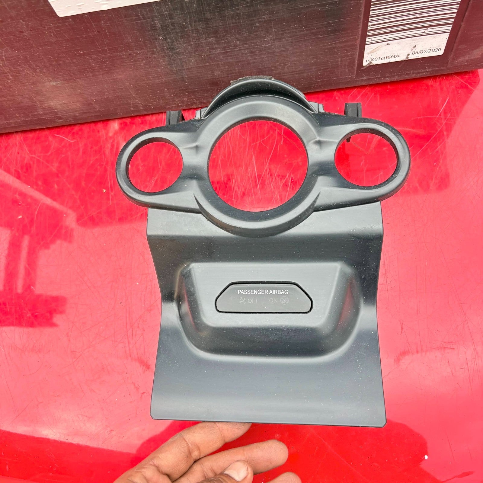 FORD ECOSPORT MK1 CLIMATE CONTROL SURROUND TRIM 2016 DN1B-18D422-CBW
