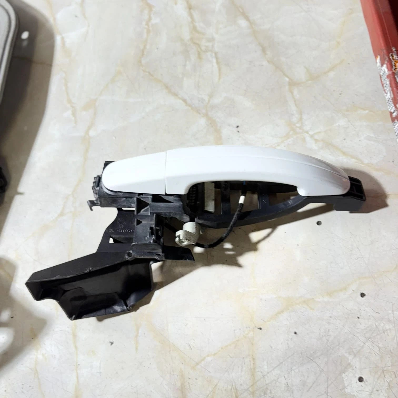 2012 Ford Kuga I Passenger Rear Handle 8V41S266B31AC 41-S266B31-AC NSR