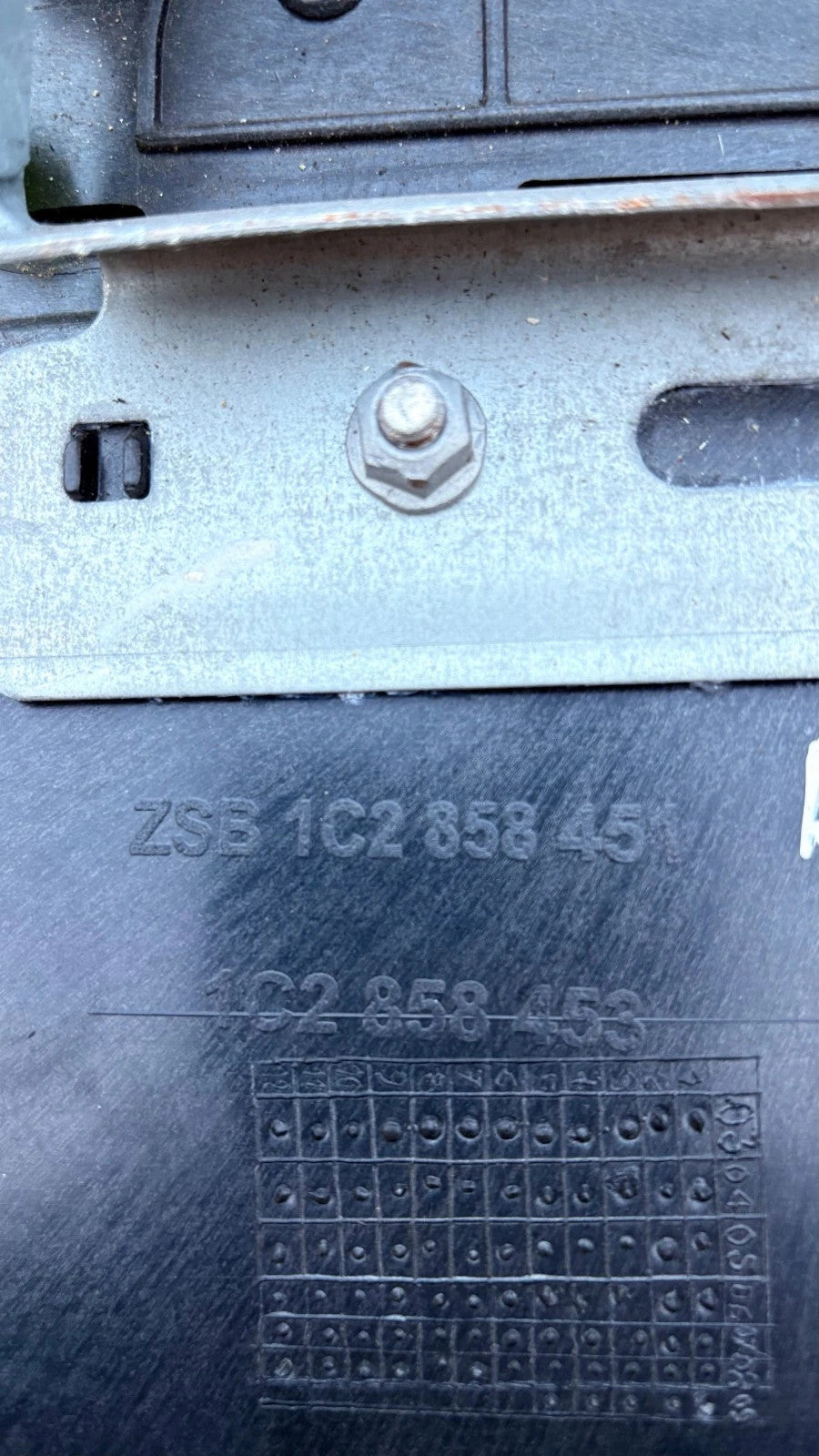 VW New Beetle 1998-2010 Passenger Left Dash Upper Trim Panel ZSB1C2858451