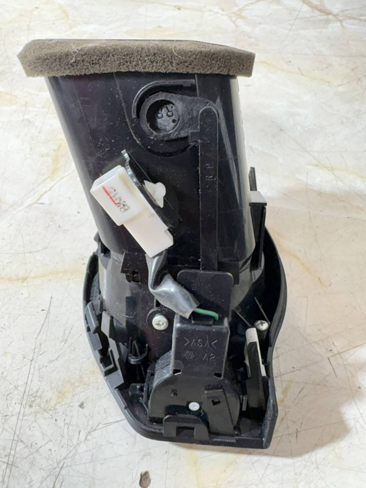 LEXUS IS250 DASHBOARD AIR VENT FRONT LEFT PASSENGER SIDE 55660-53030 2005-13