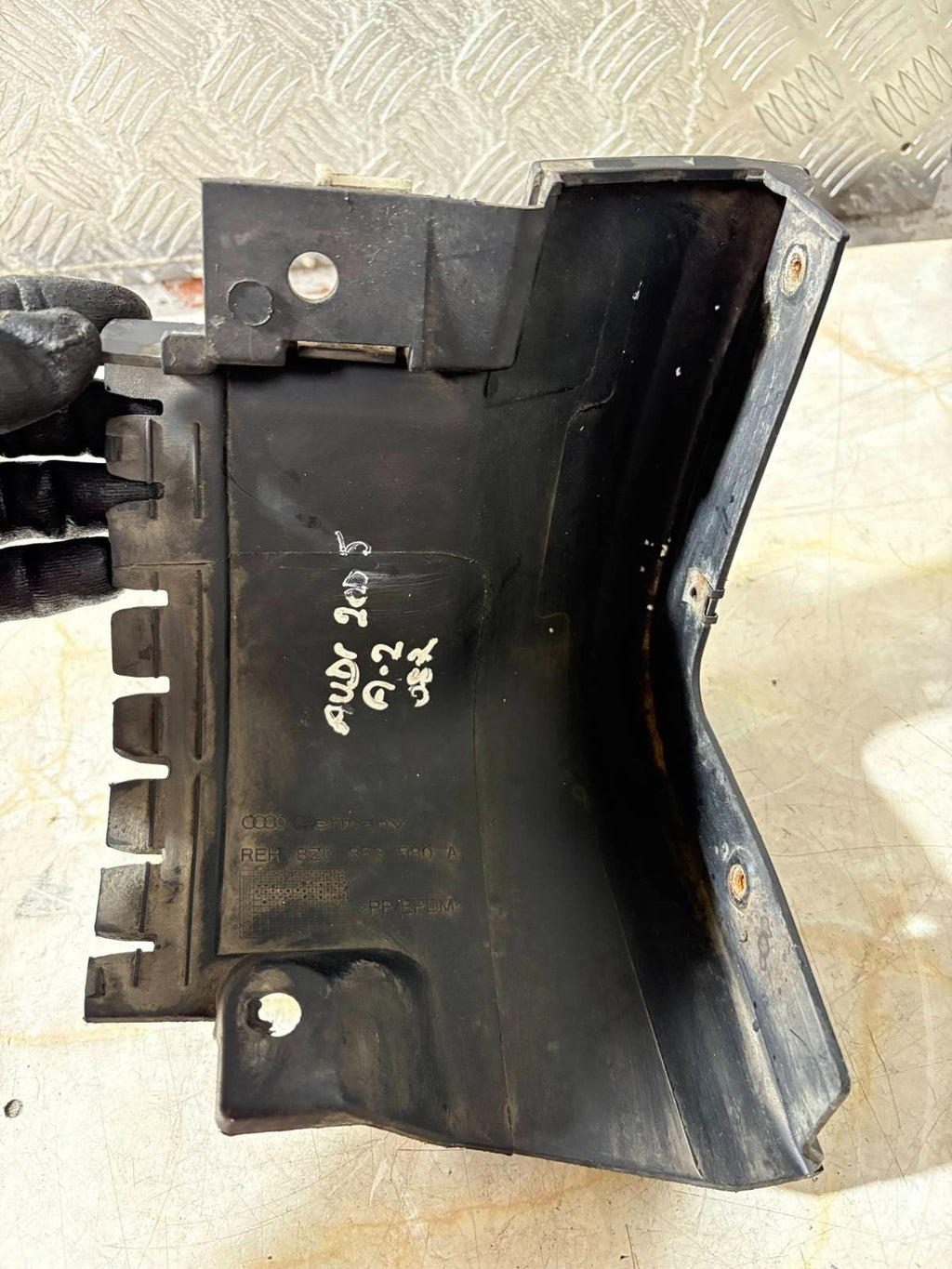 Audi A2 2005 Rear Right Sill Sill Trim End Cap 8Z0853580A
