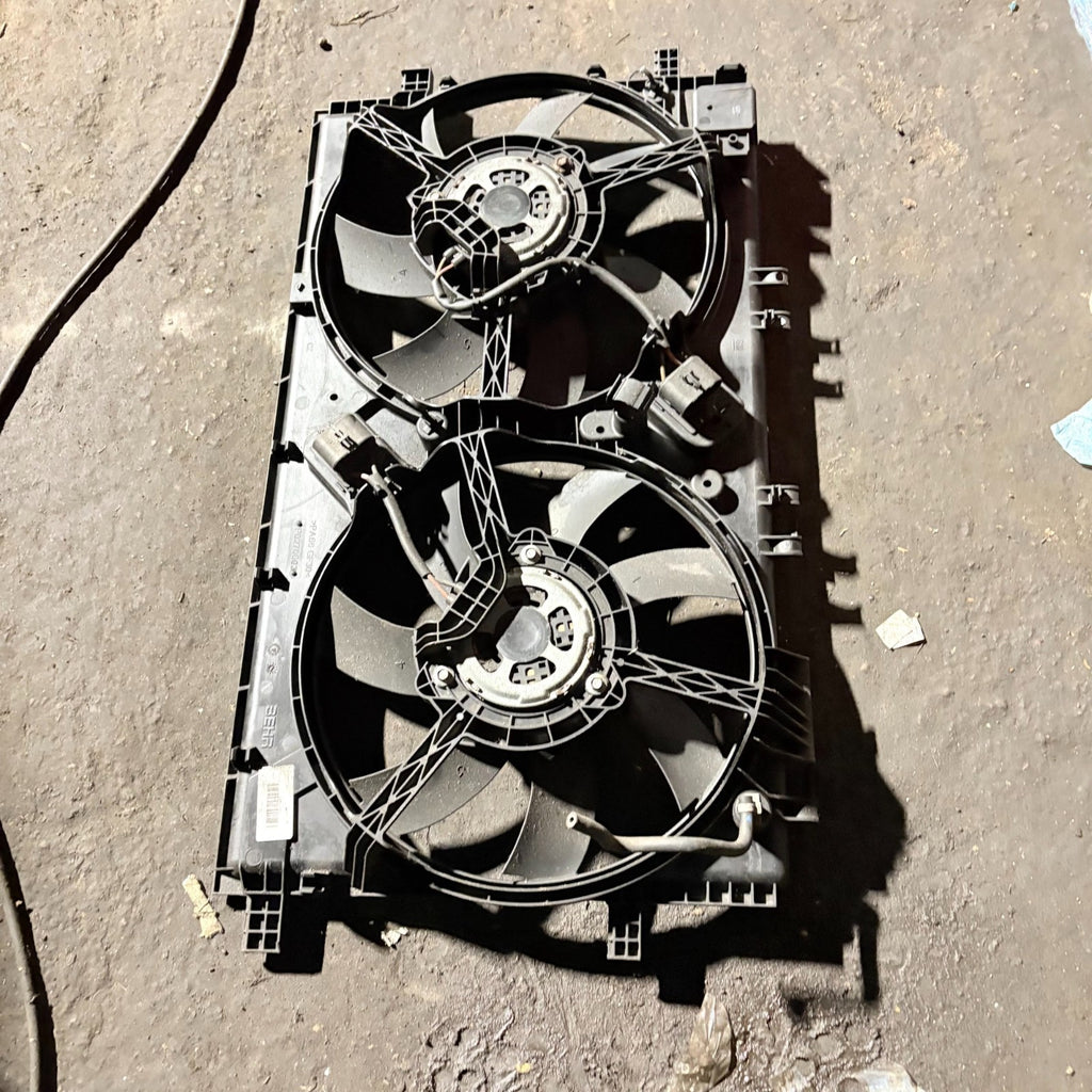 2011 VAUXHALL INSIGNIA ENGINE COOLING RADIATOR FAN P0270003