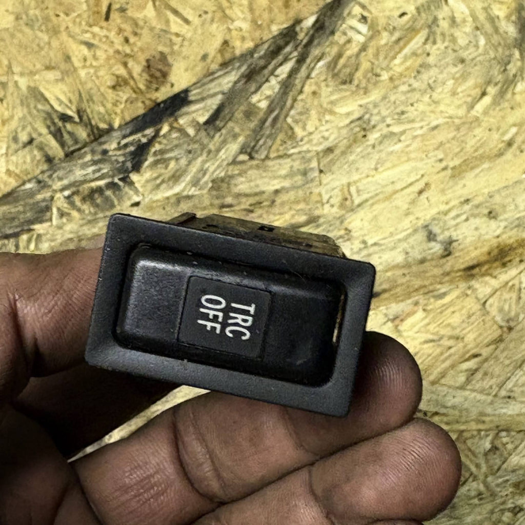TOYOTA COROLLA VERSO TRC OFF SWITCH TR8801 2004