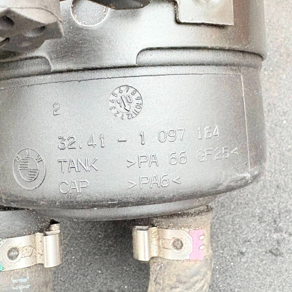 BMW 320D 05-08 E90 E91 POWER STEERING FLUID TANK BOTTLE 1097164 32.41-1 097 164