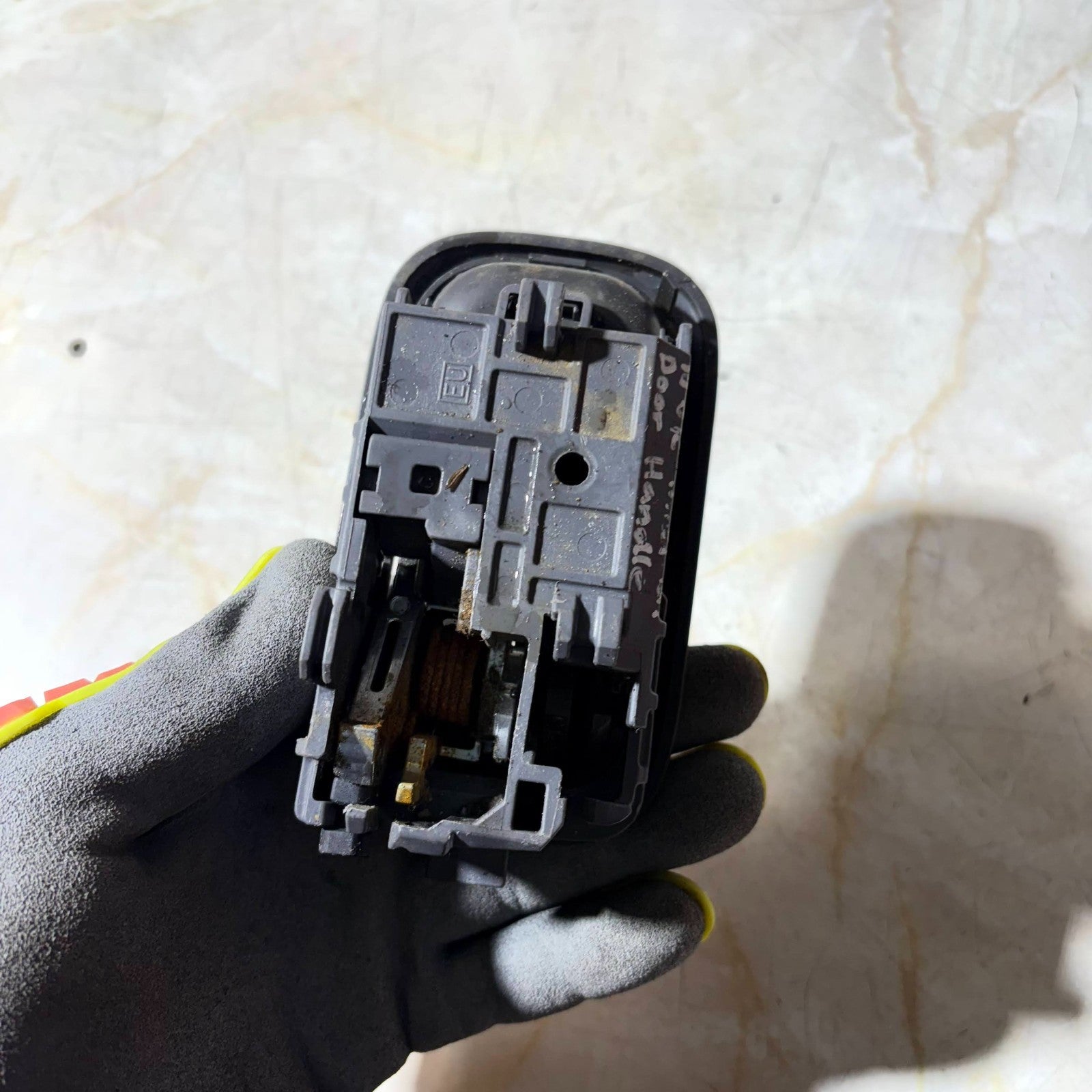 Left Rear Passenger Side Inner Door Handle for NISSAN X-TRAIL 2002