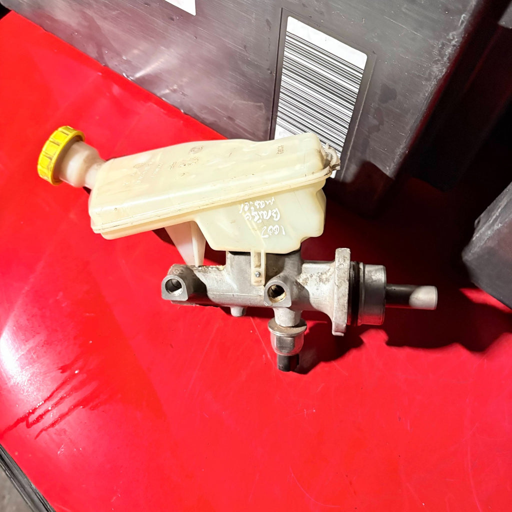 PEUGEOT 1007 BRAKE MASTER CYLINDER 32067093