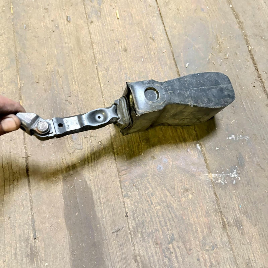 SKODA Fabia Mk2 Tdi 2011 DOOR CHECK STRAP DRIVER REAR RIGHT SIDE