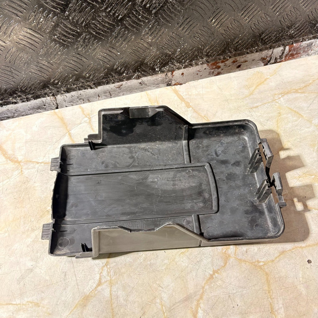 VW GOLF MK5 2004-2009 ENGINE BAY BATTERY INSULATION BOX COVER 1K0915443A