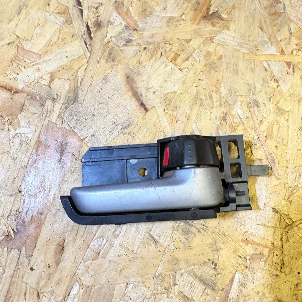 VAUXHALL AGILA B H08 2008 - 2014 FRONT RIGHT DRIVER INNER DOOR HANDLE