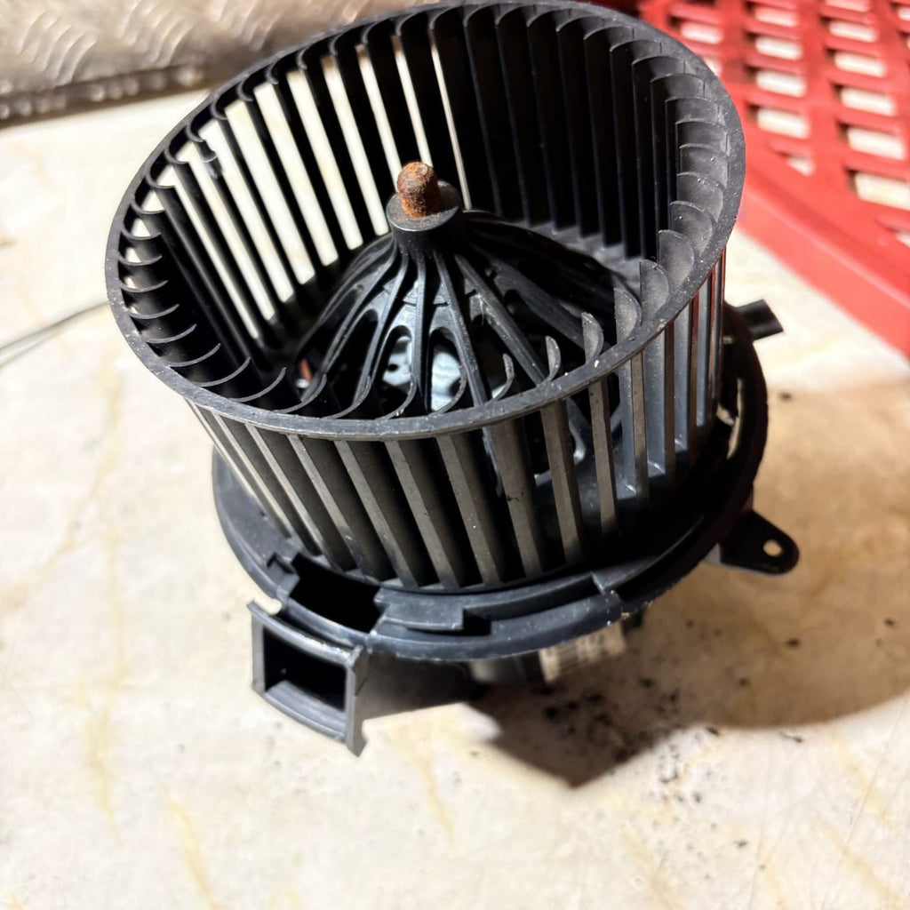 Citroen C3 Mk1 2012 Heater Blower Fan Motor Assembly T4190001 Part +