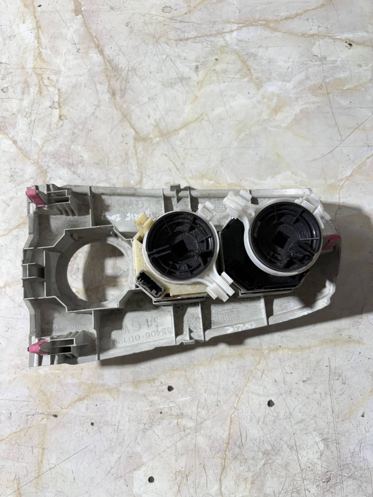 Toyota Yaris Mk2 XP90 2005-2008 Heater A/C Control Panel 2 Dial 55406-0D190