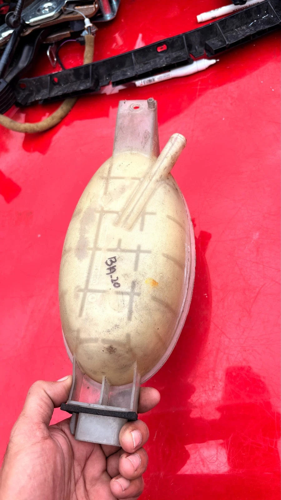Renault Trafic Water coolant expansion tank reservoir Bottle 1.9 2.0 DCI VIVARO