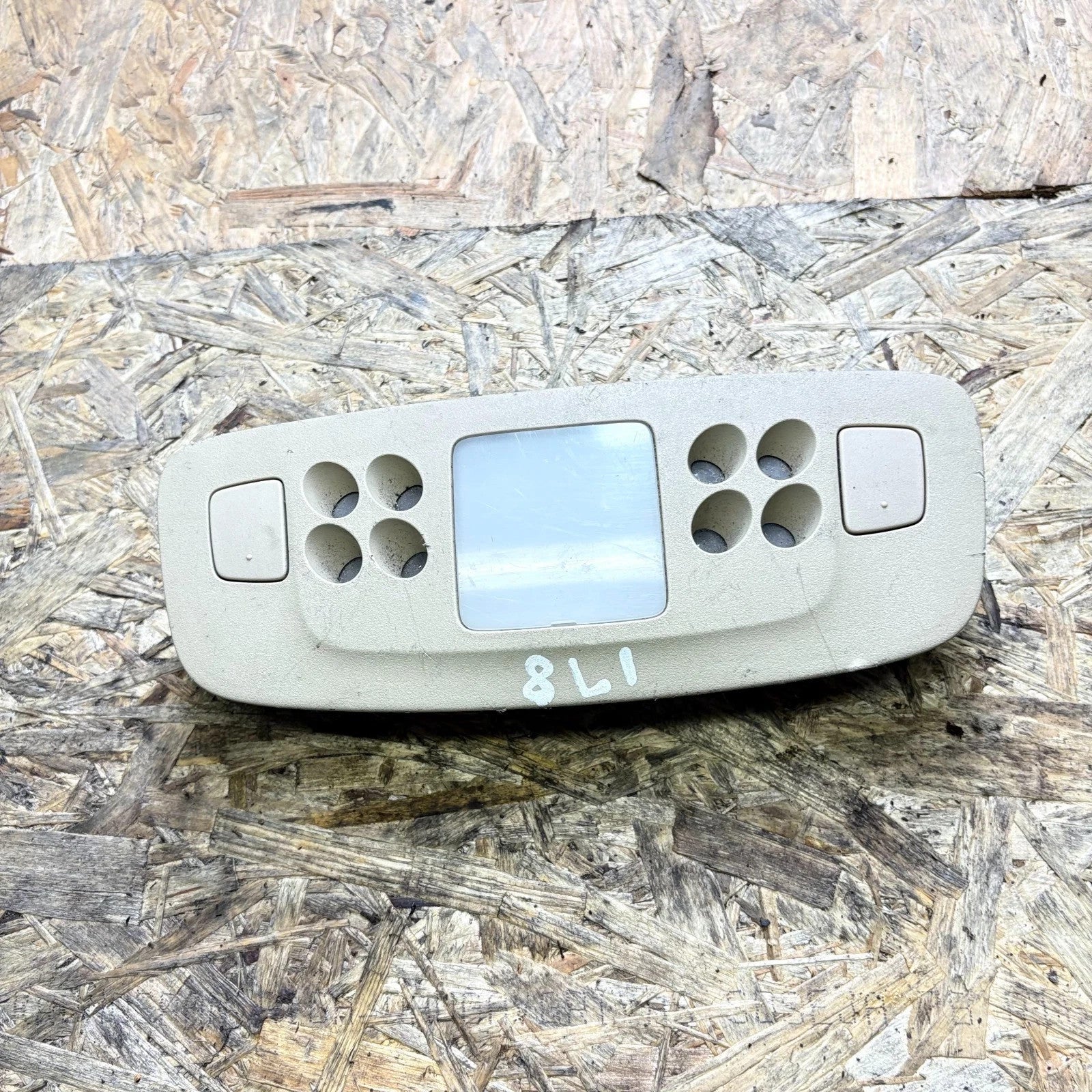 LEXUS IS 220D 06-10 REAR INTERIOR COURTESY LIGHT UNIT