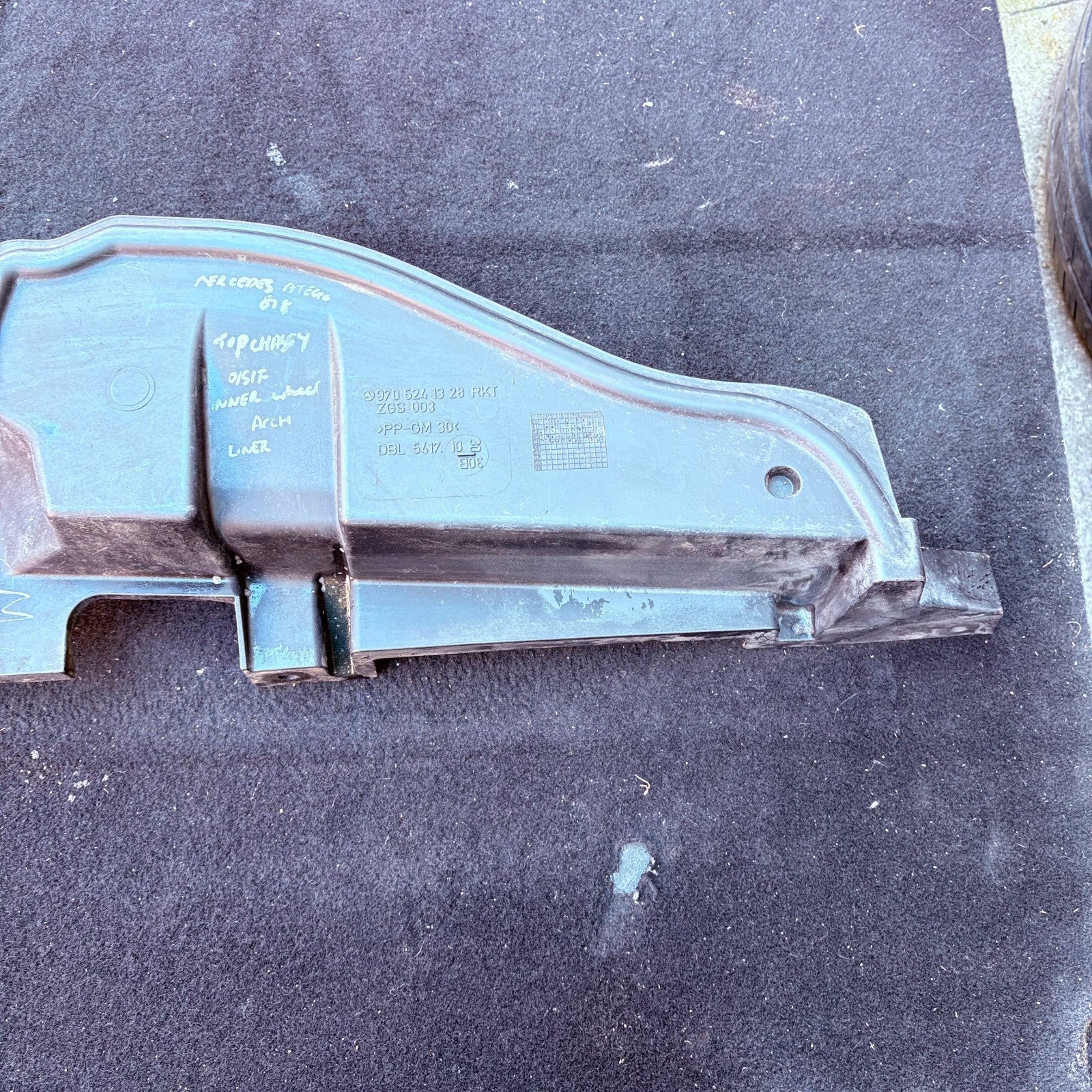 MERCEDES Atego 818 98-13 Right Front Inner Wheel Arch Liner Shield 9705241328