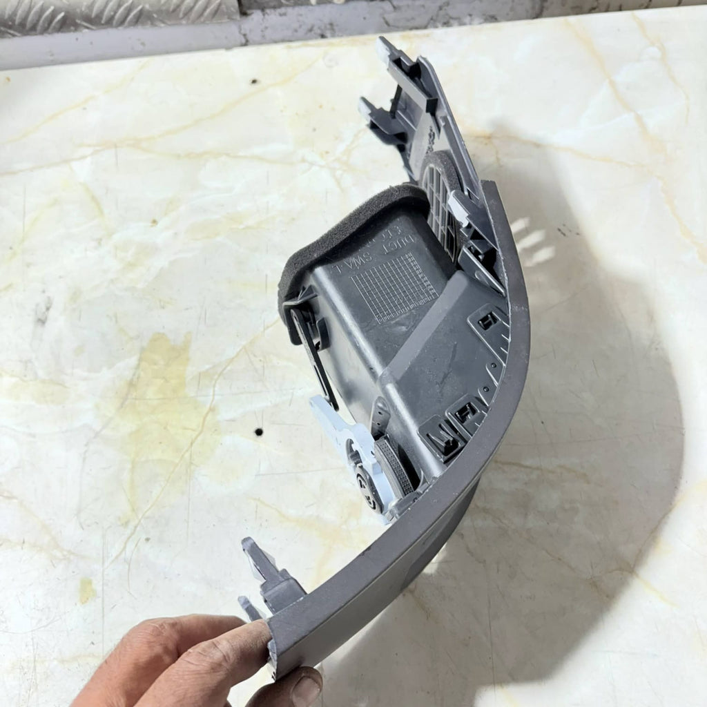 HONDA CR-V MK3 Air Vent Passenger Front 77620-SWA-2004-(NSF)