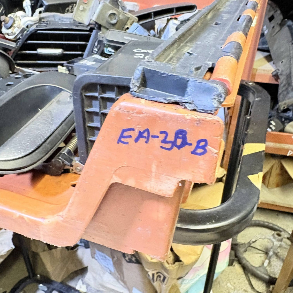 MG 2002-2005 Passenger Front Left Side Interior Door Handle