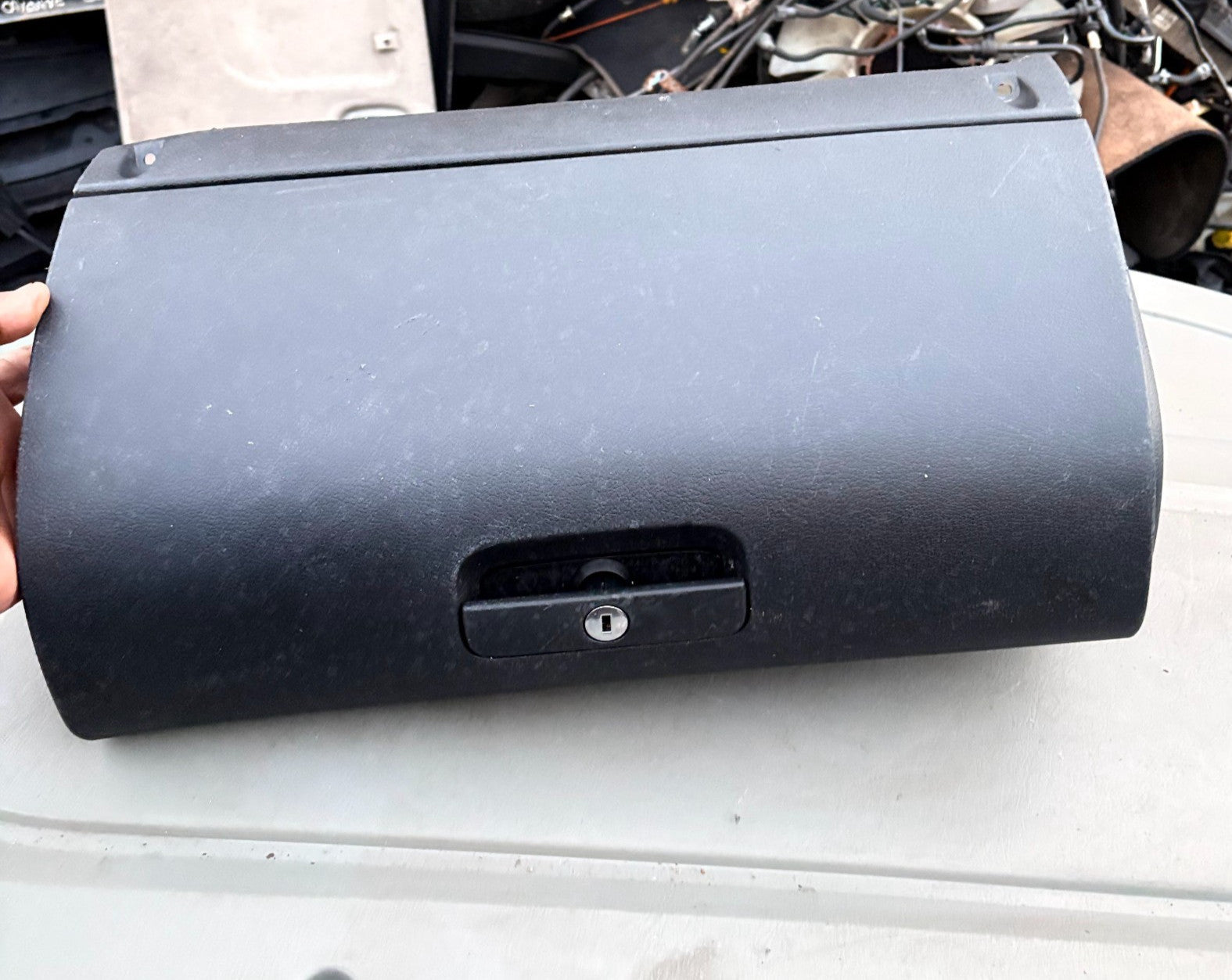 Skoda Octavia 2004-2012-glove box with handle