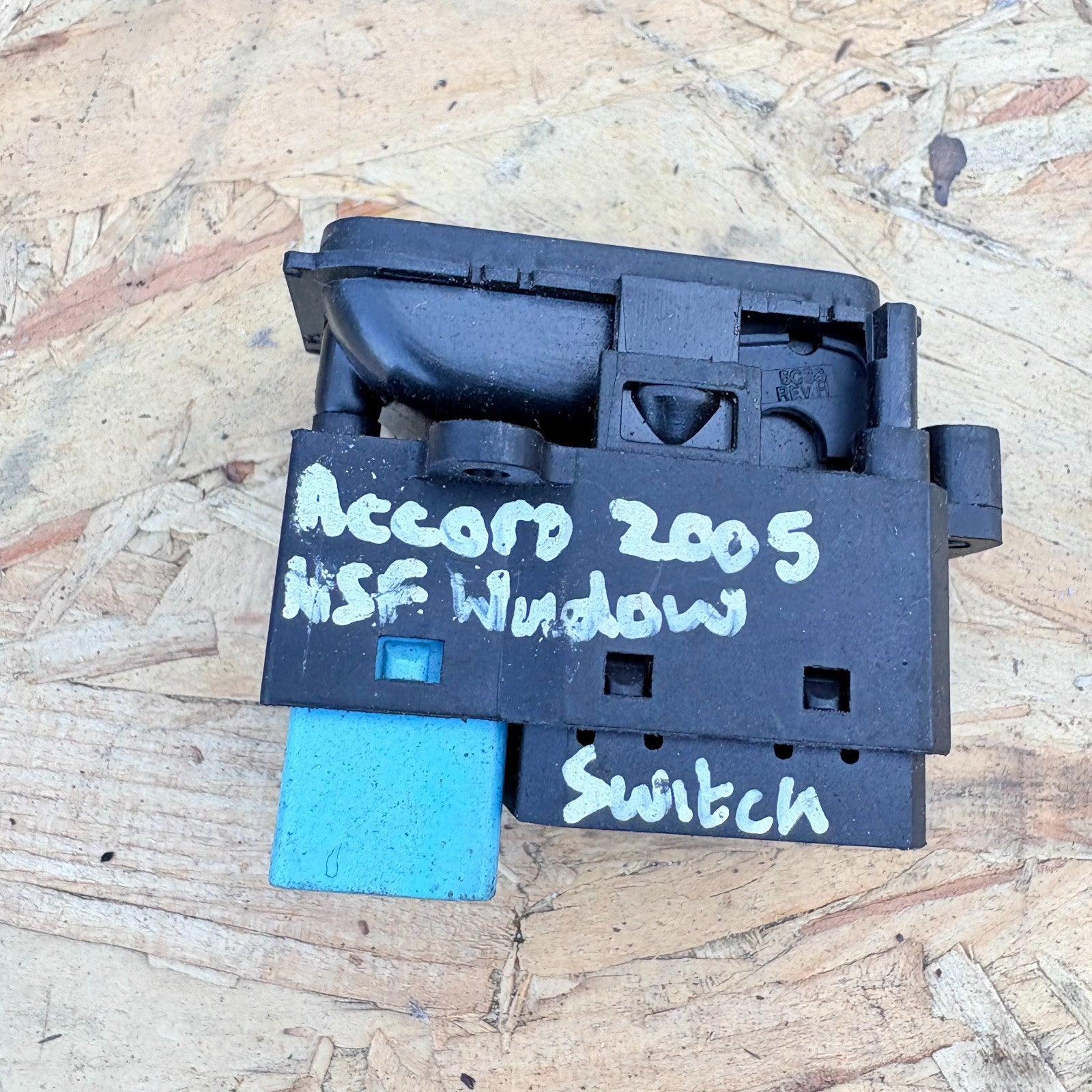 Honda Accord 2005-2007 Front Left Passenger Electric Window Switch Used