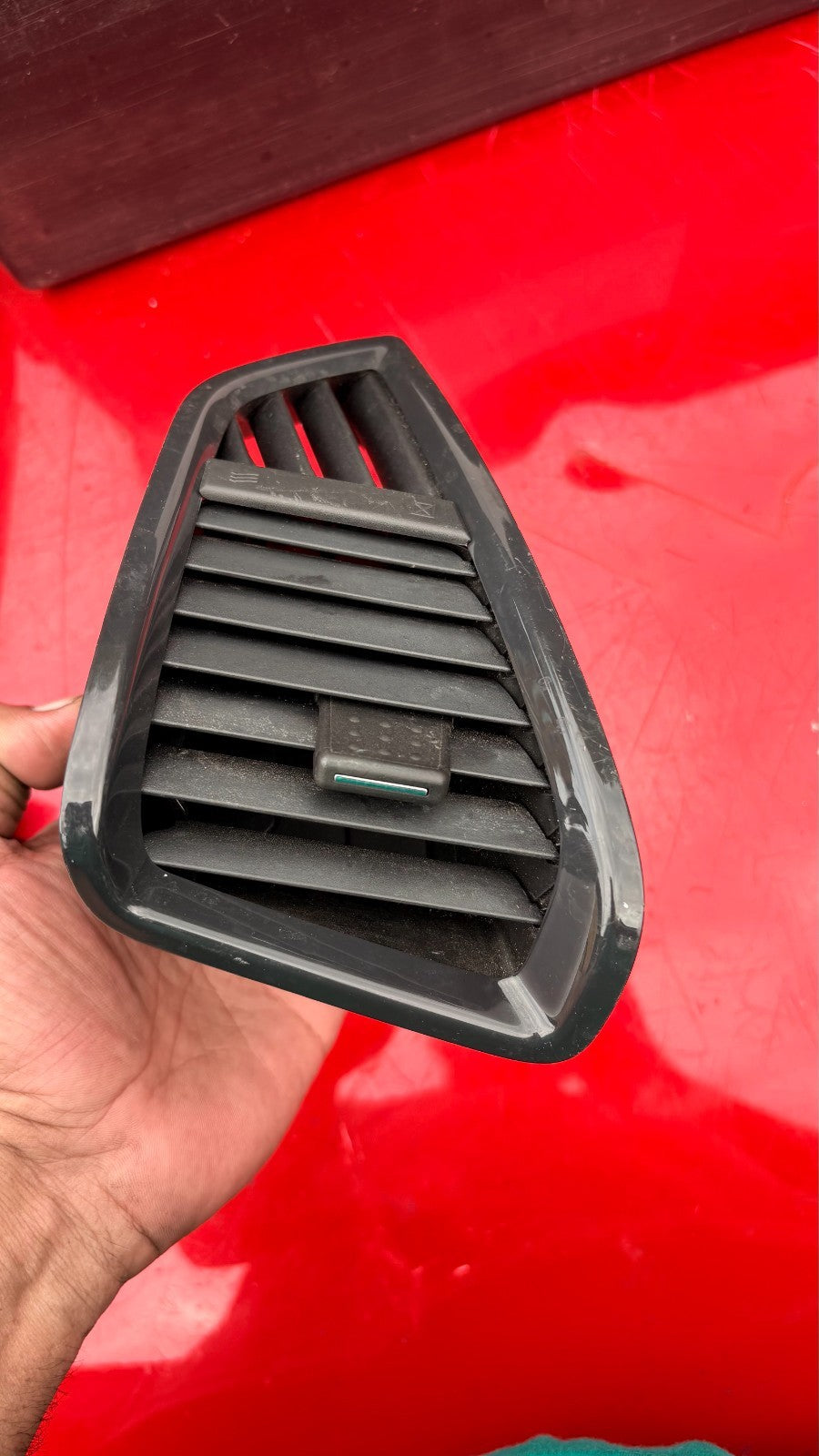 FORD ECOSPORT 2016 Driver Side Front Dashboard Air Vent CN15-NO18B08