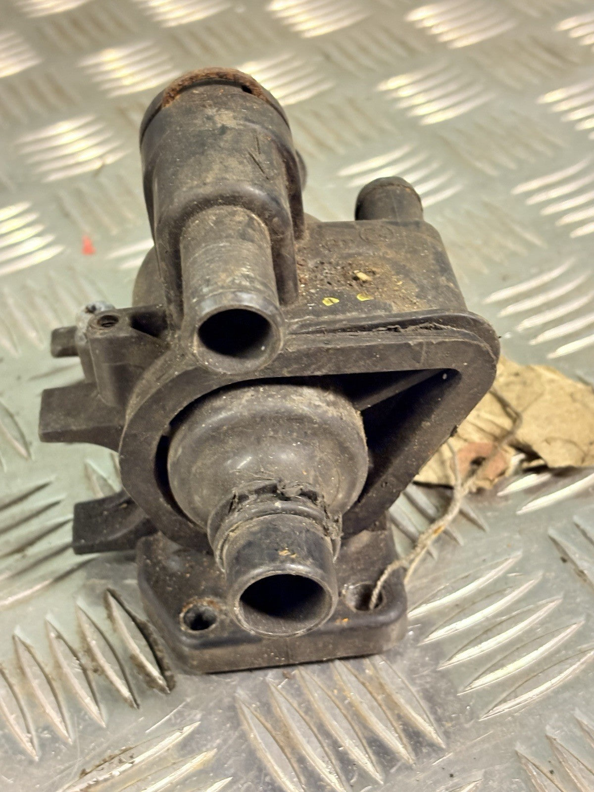 Thermostat Housing 9641522380 9654393880 1.4HDi/TDCi Fiesta 01-17 C1/107 05-14