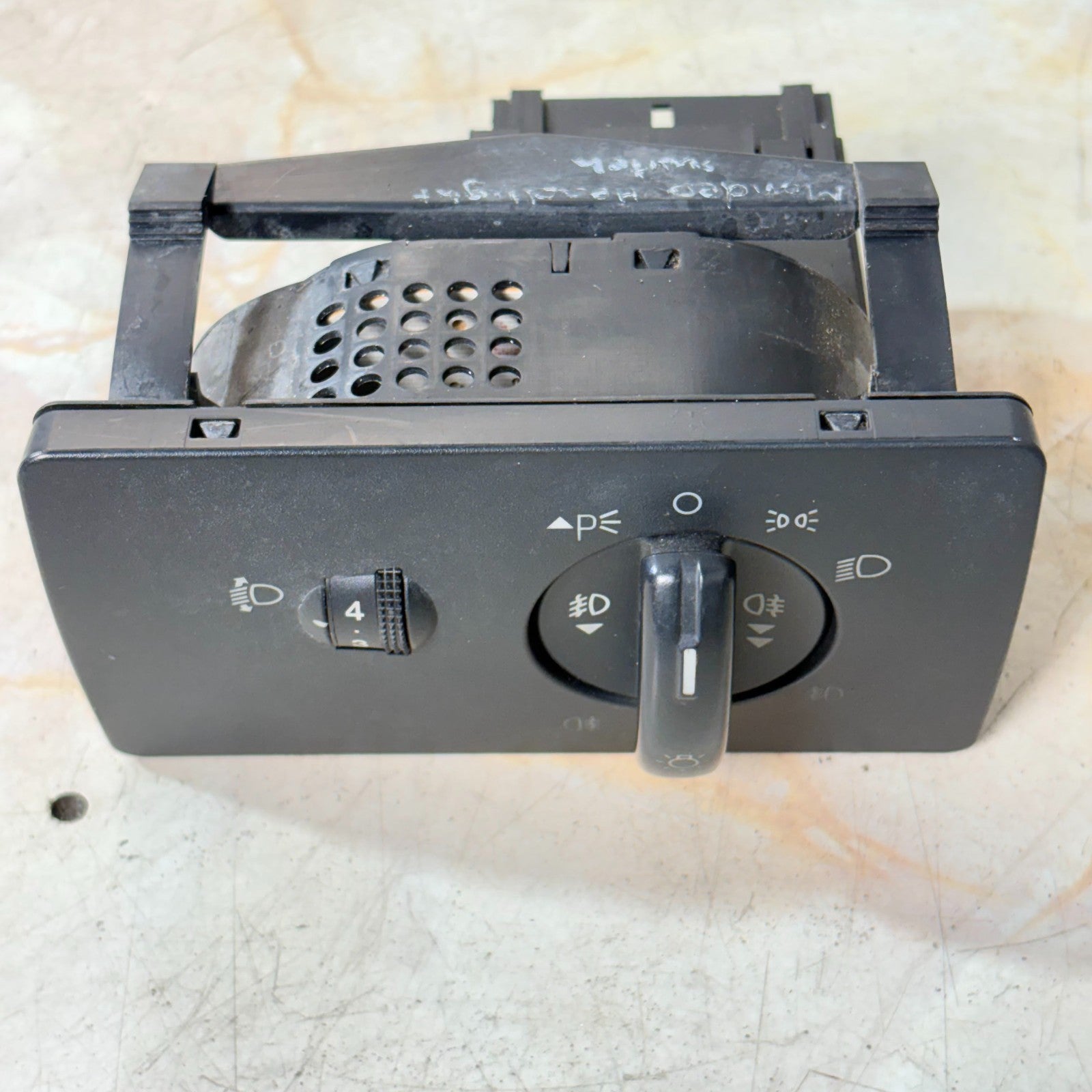 Ford Mondeo Mk3 2000-2007 Headlight Switch w/Fog + Level 1S7T13A024GB