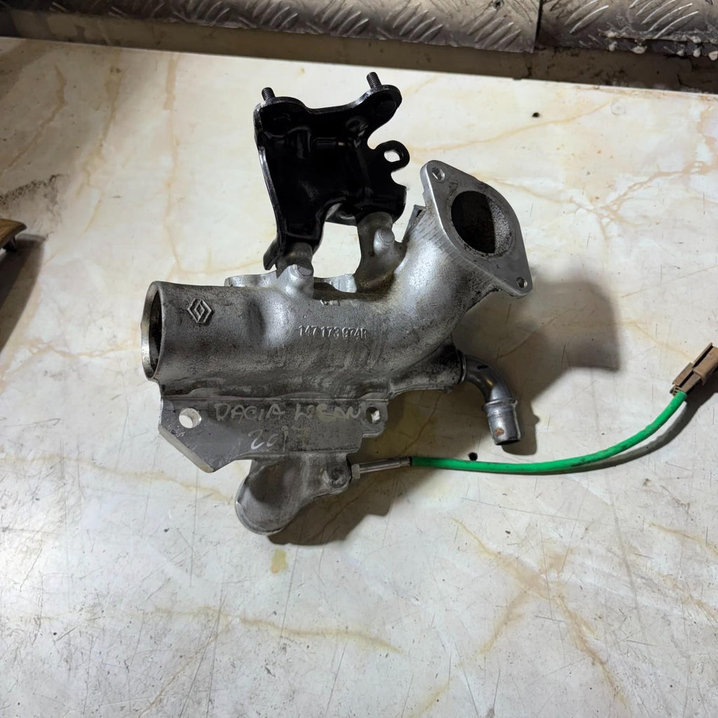 147173974R EGR Valve Throttle Body Housing Renault Dacia Logan II Sandero 1.5