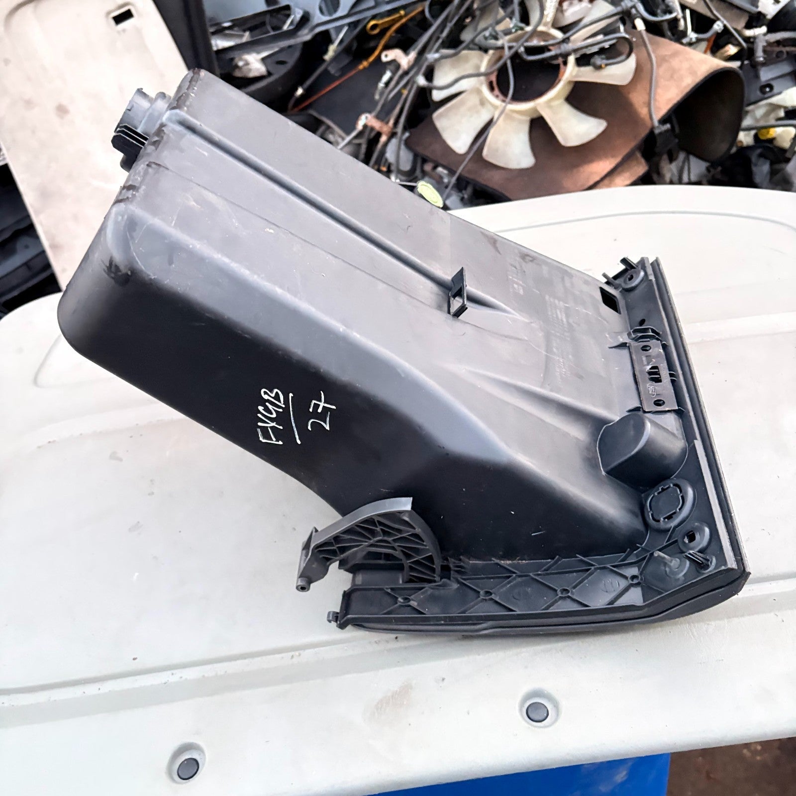 Ford Focus Mk2 C307 2004-2011 Glovebox Glove Box Complete Dashboard Storage