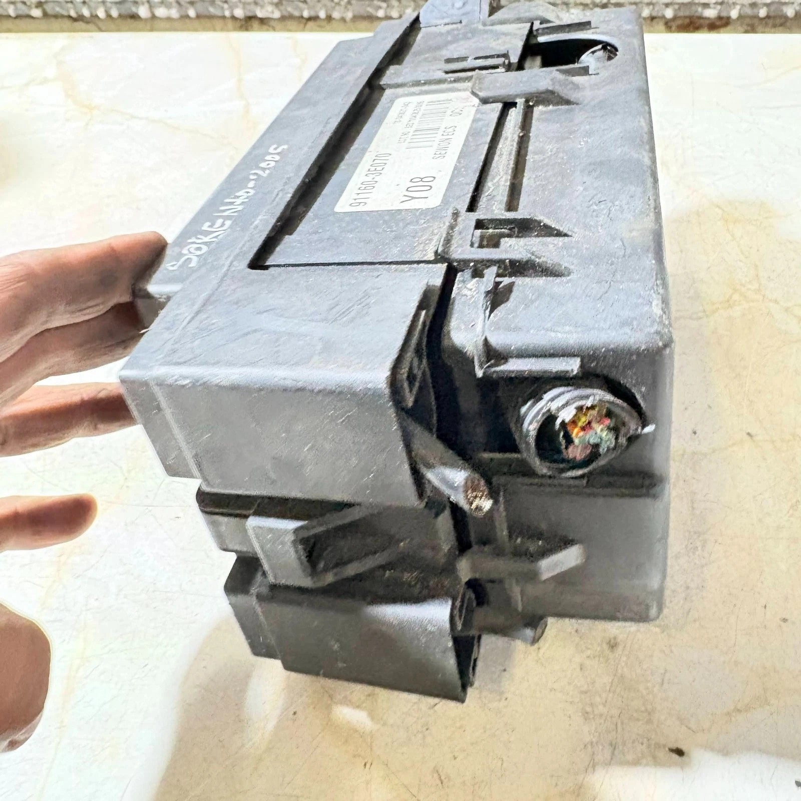 Kia Sorento 2.5 CRDi 2002-2009 Engine Bay Fuse & Relay Box 91160-3E070