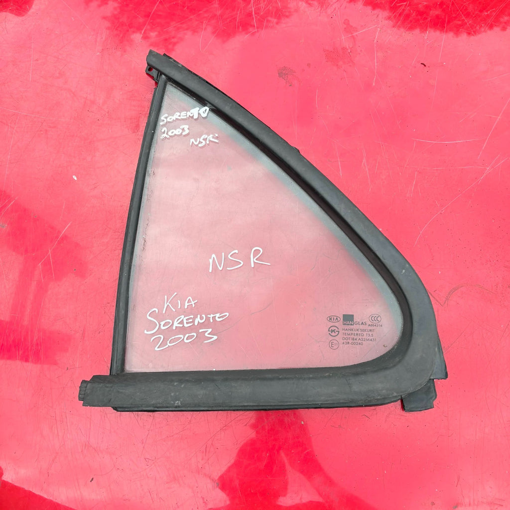 Kia Sorento 2003-2008 Left Rear Quarter Glass Window N/S Quarterlight 87810-3E03