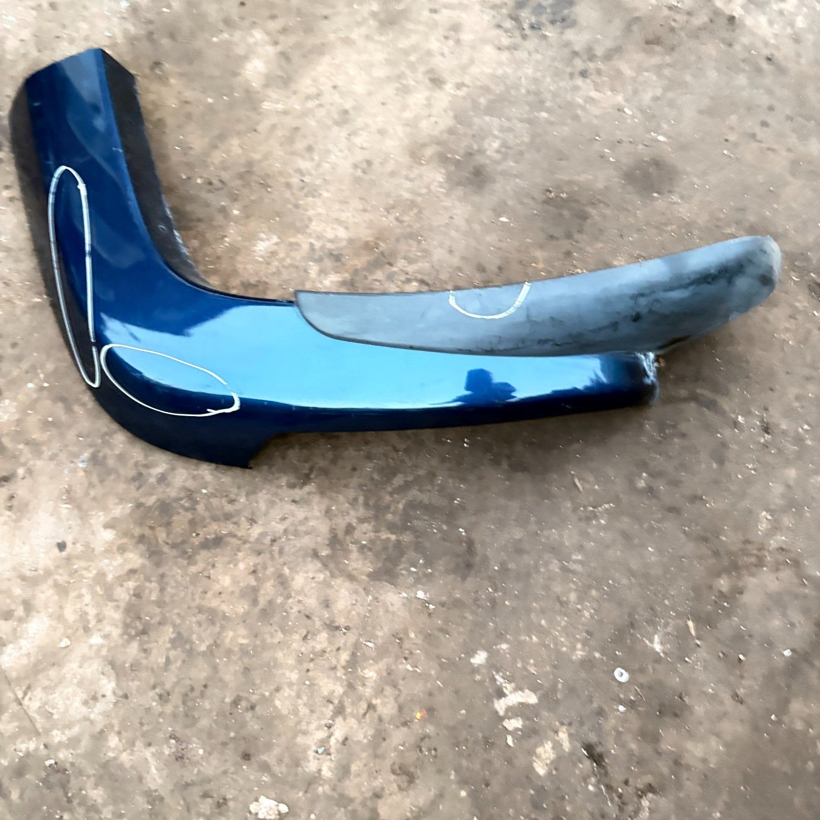 JEEP CHEROKEE REAR RIGHT SIIDE WHELE ARCH (FENDER) TRIM