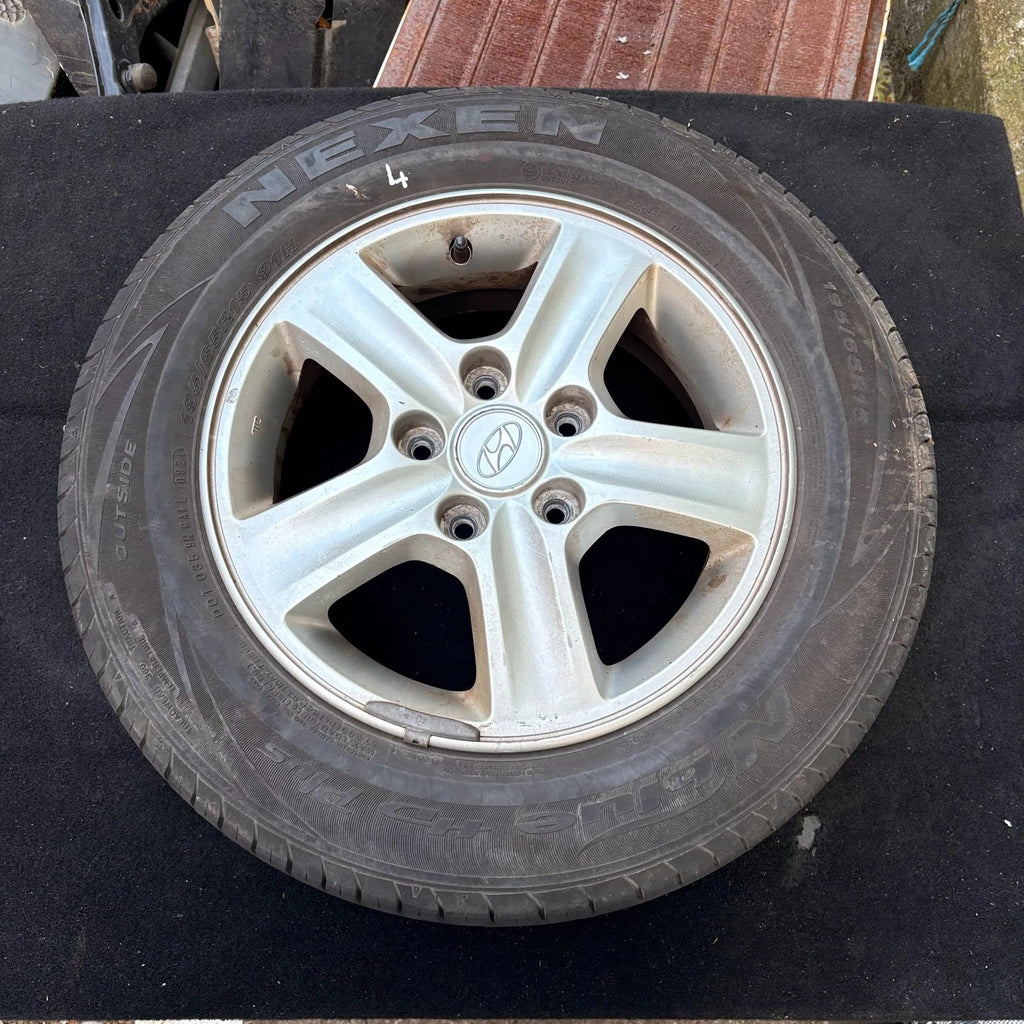 Hyundai i30 MK1 FD 07-12 15 Inch Alloy Wheel Rim 195/65R15 52910-2L100