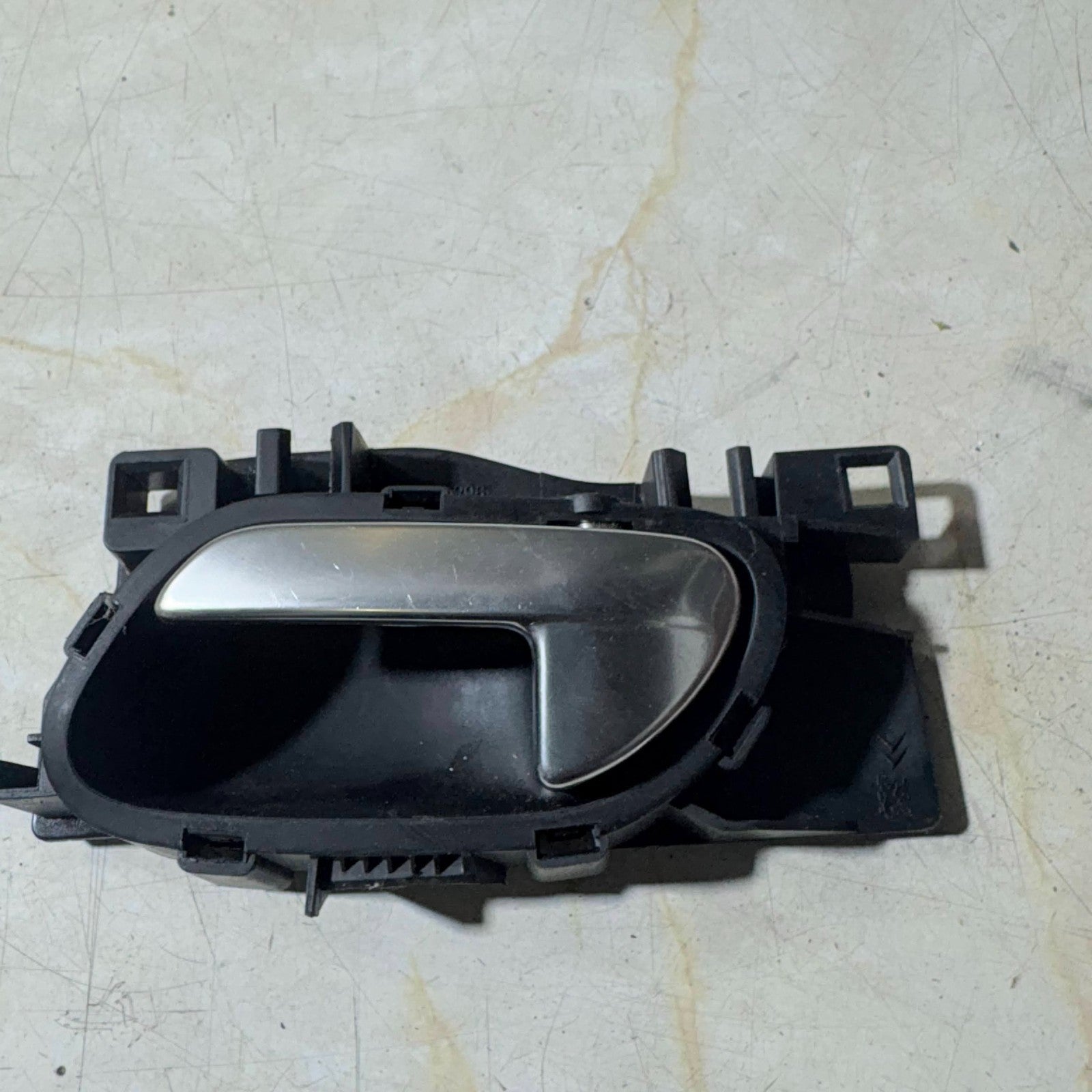 CITROEN DS3 2010-2014 PASSENGER SIDE FRONT INTERIOR DOOR HANDLE 1905002