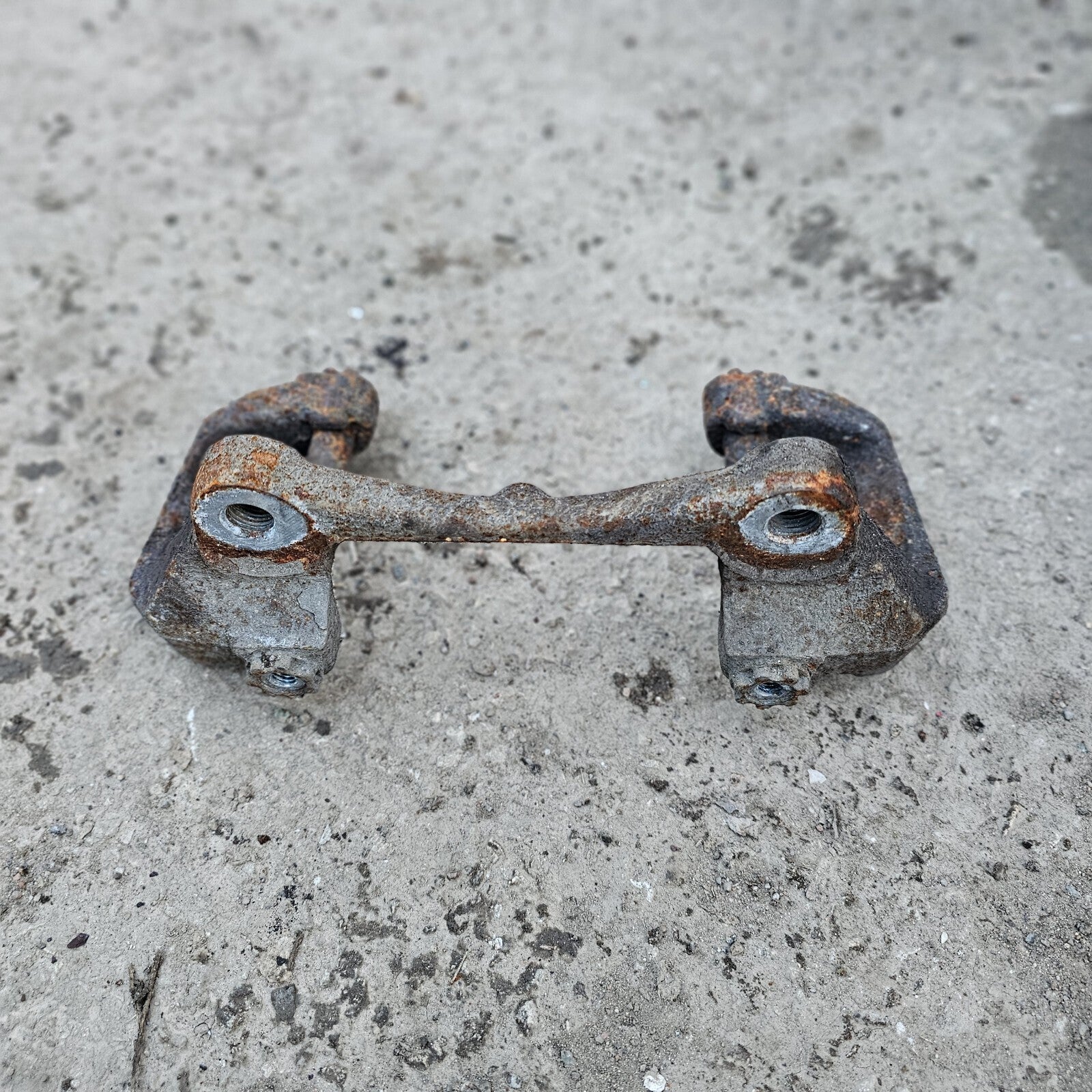 Audi A5 8T Coupe 08-11 Front Left Brake Caliper Carrier Bracket 320mm 8K0615125