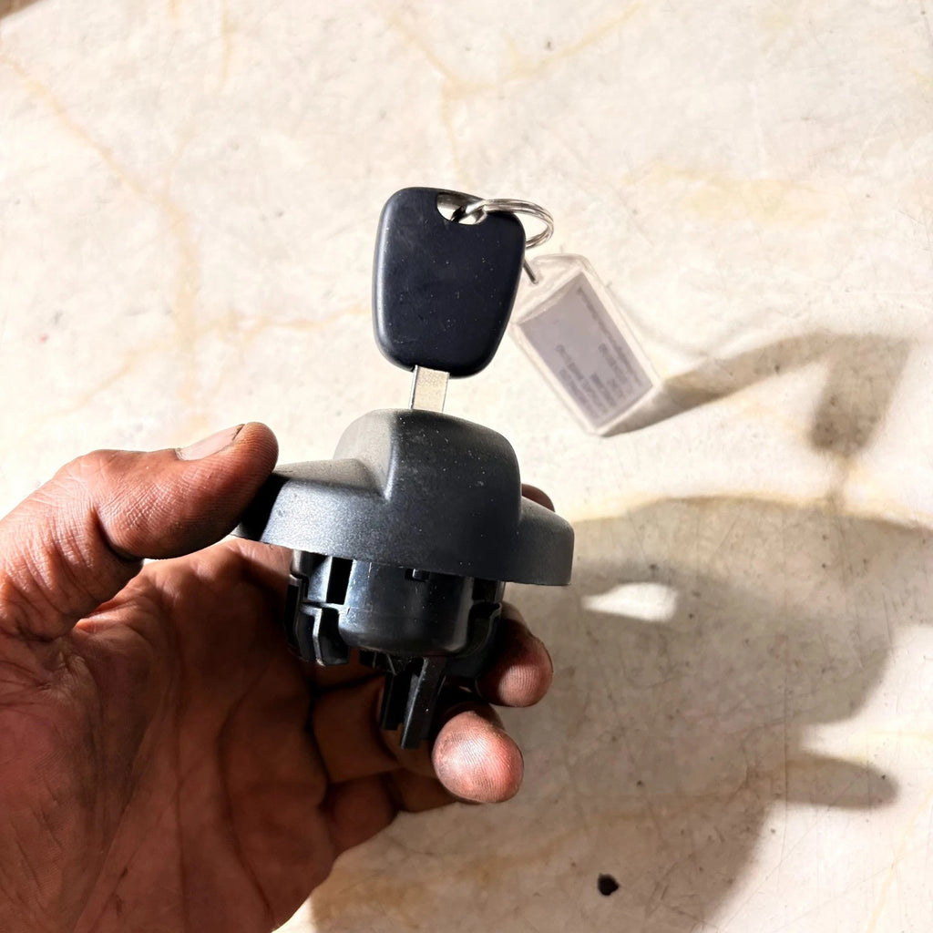 Fuel Cap Compatible with Citroen C2 C3 1st Series With Key
