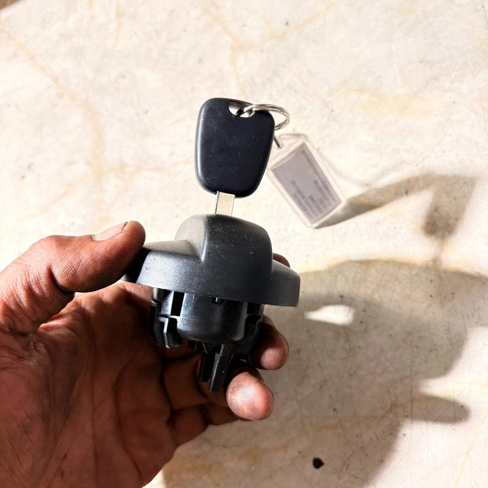 Fuel Cap Compatible with Citroen C2 C3 1st Series With Key
