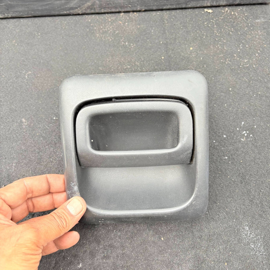 JUMPER 2004 DRIVER SIDE RIGHT FRONT EXTERIOR DOOR HANDLE 1304175070