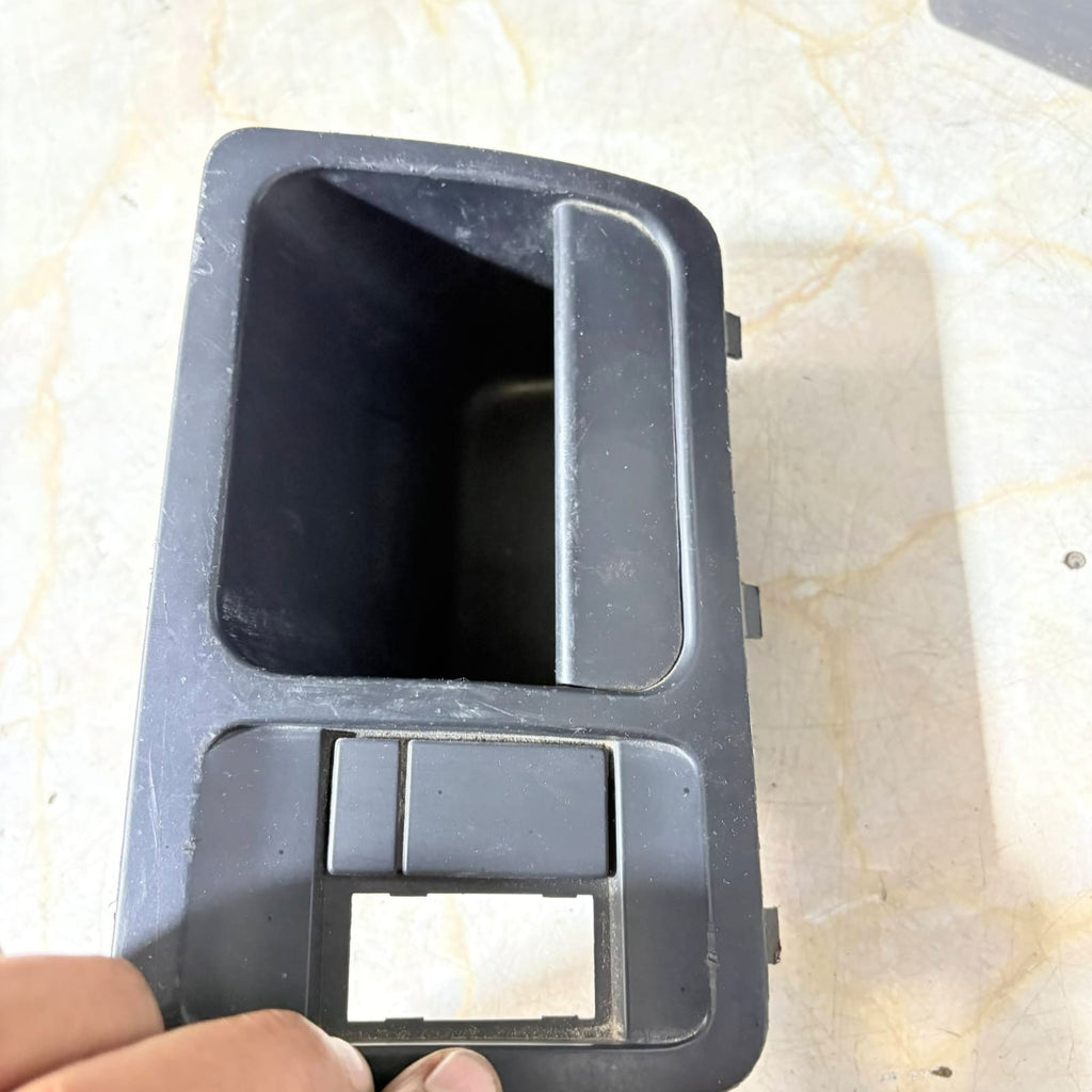1925698 1472209077 Headlight Range Control Light Controller LightUK88331408 2005