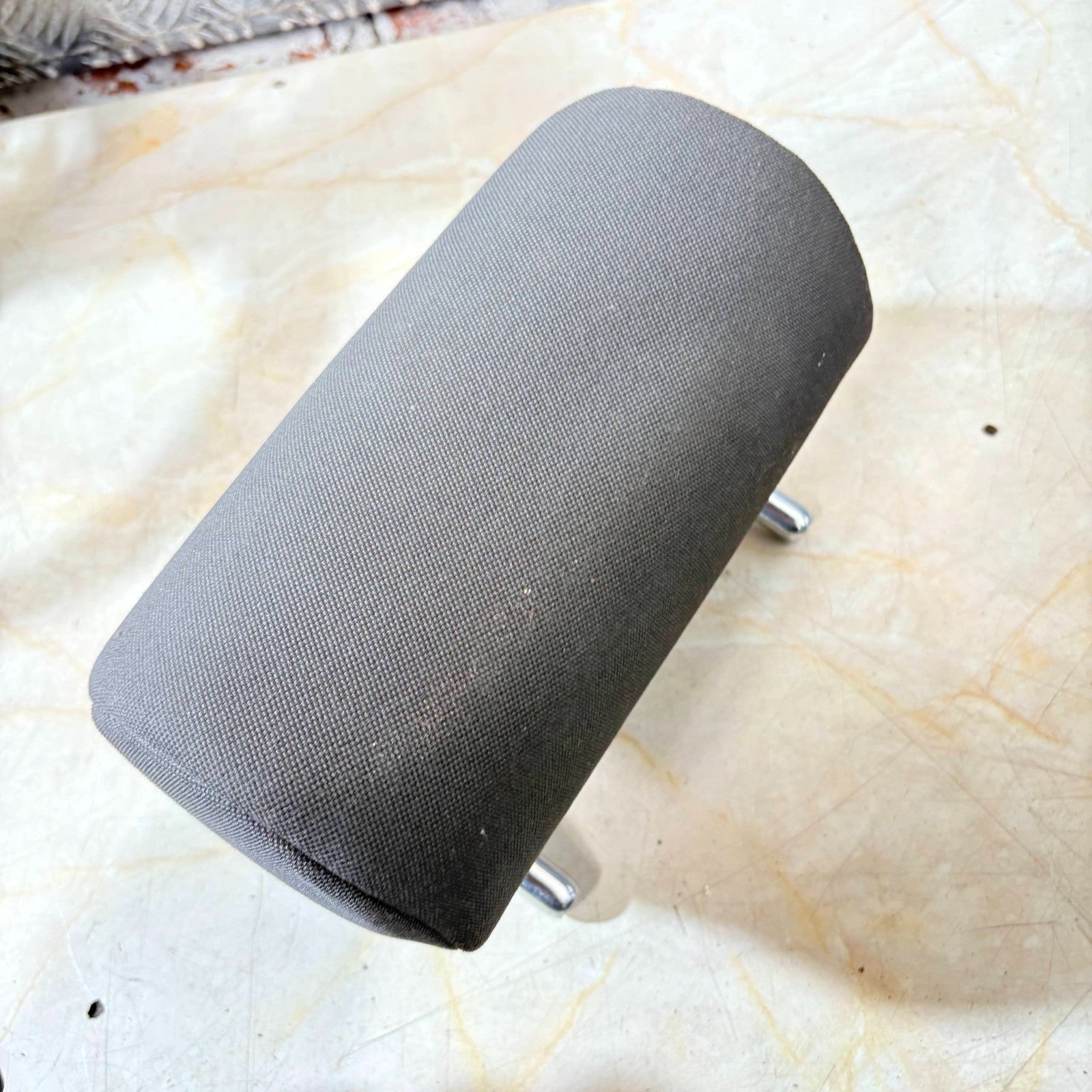 Audi A3 8P Mk2 Rear Centre Middle Headrest/Head Rest Rear Seat 2008