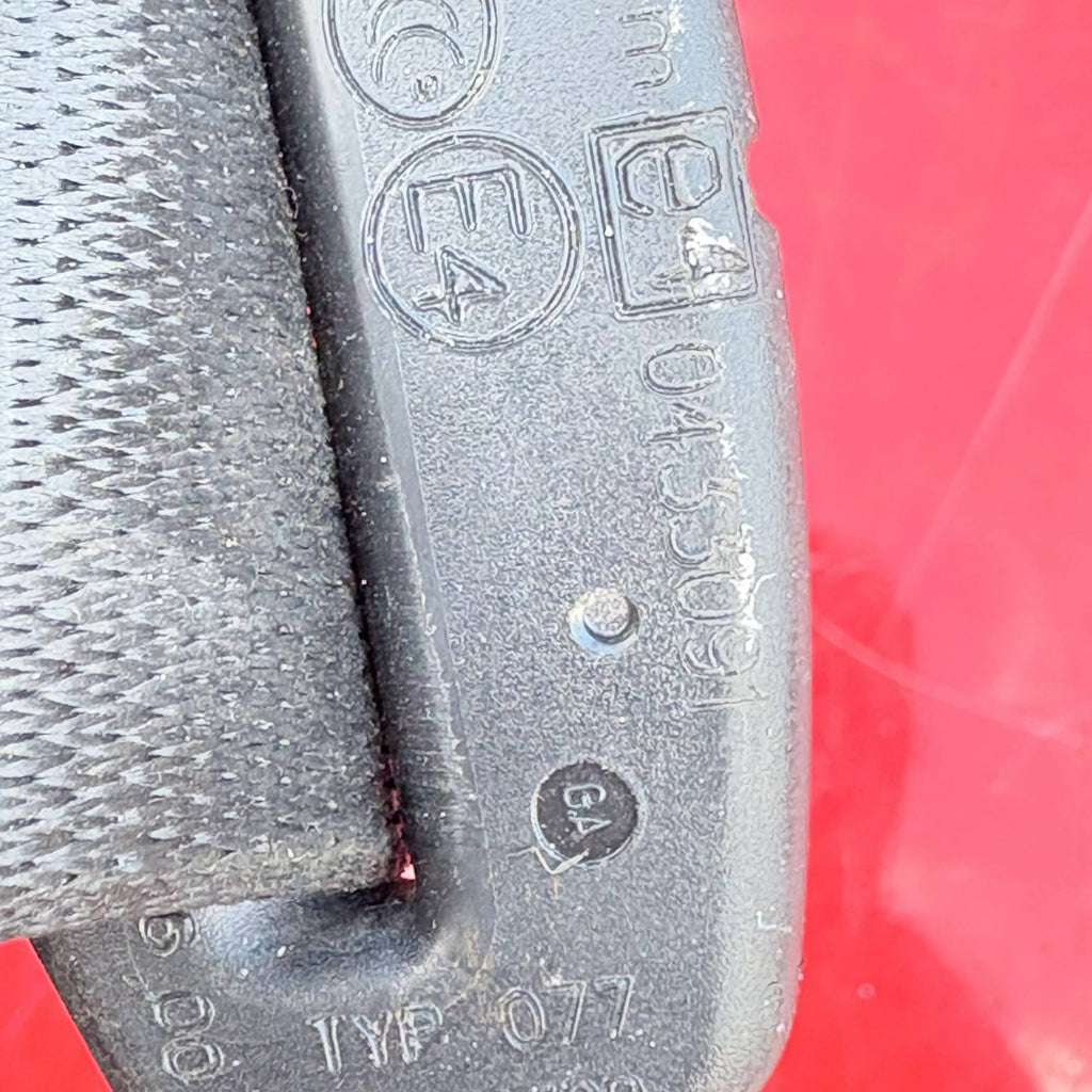 BMW 1 SERIES E87 NEARSIDE Passenger Rear SEATBELT 607051100Z O5611 9139832 NSR