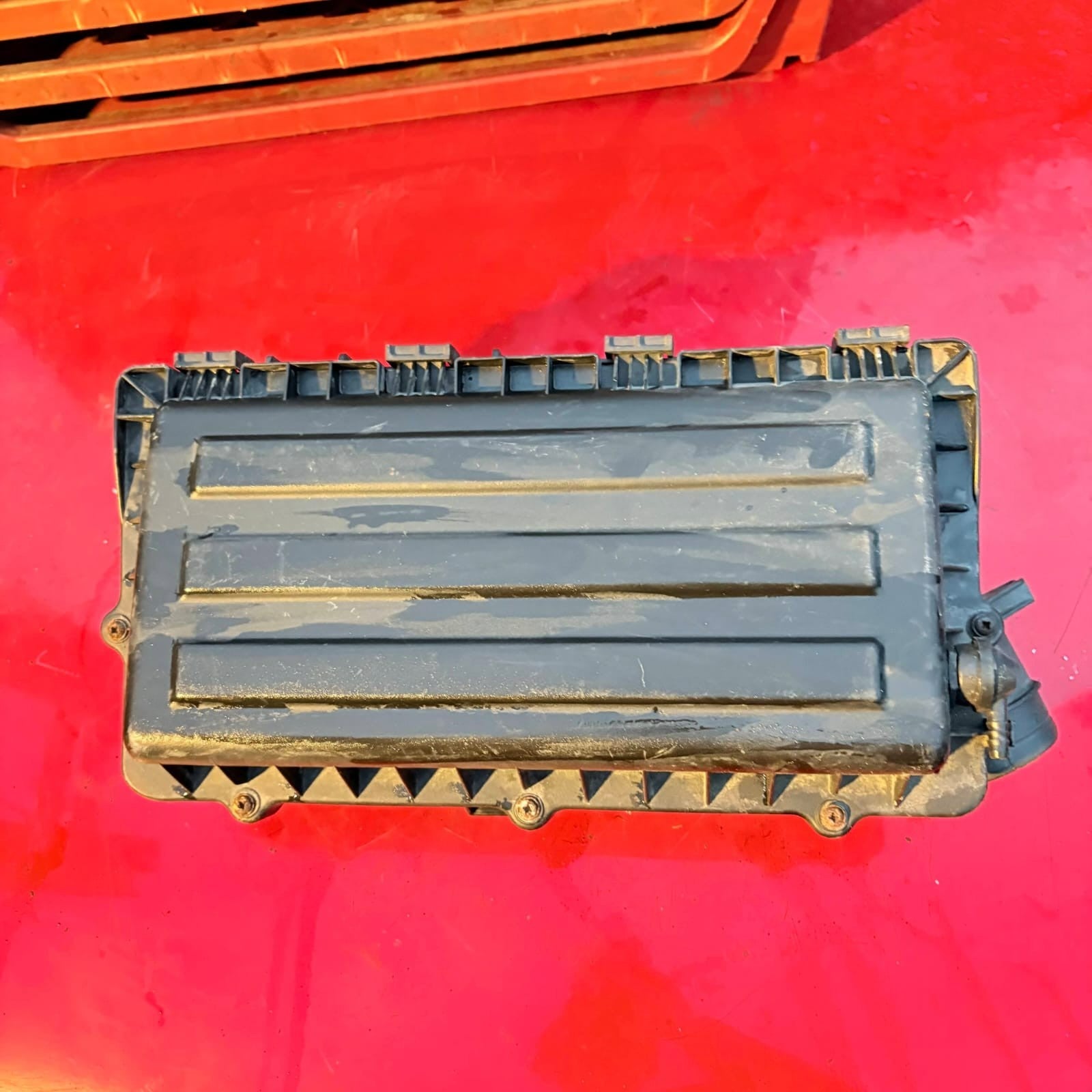 VW POLO MK4 2009 1.4 PETROL BUD AIR FILTER BOX 036129611CD 036129620H