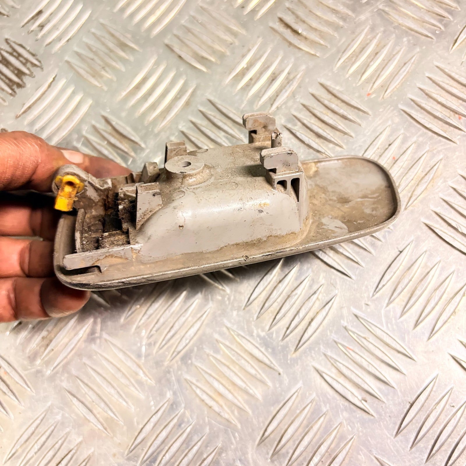 Toyota Dyna Hino 300 1999-11 Front Left Passenger Inner Door Handle 69278-37010