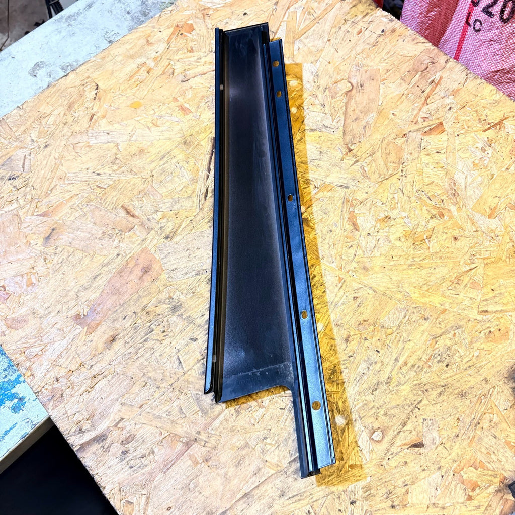 2008 BMW 3 E90 320 d Outside Left Side B Pillar Trim