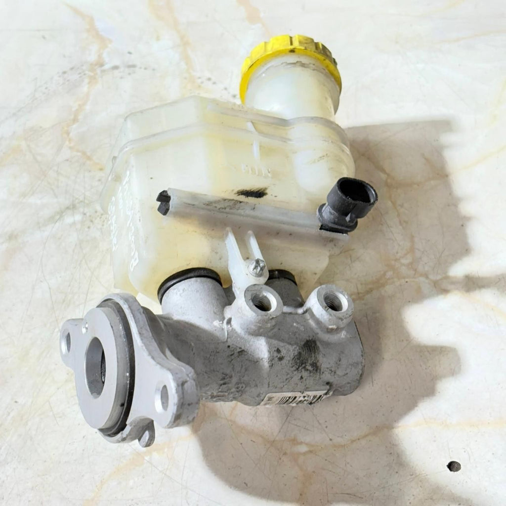 Fiat Panda 2003-2012 Brake Master Cylinder 32069666 1.1 1.2 1.3 Multijet