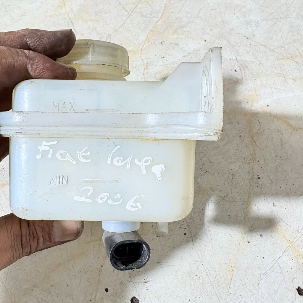 Fiat Idea Type 350 2003-2008 Brake Fluid Reservoir Master Cylinder Tank Cap